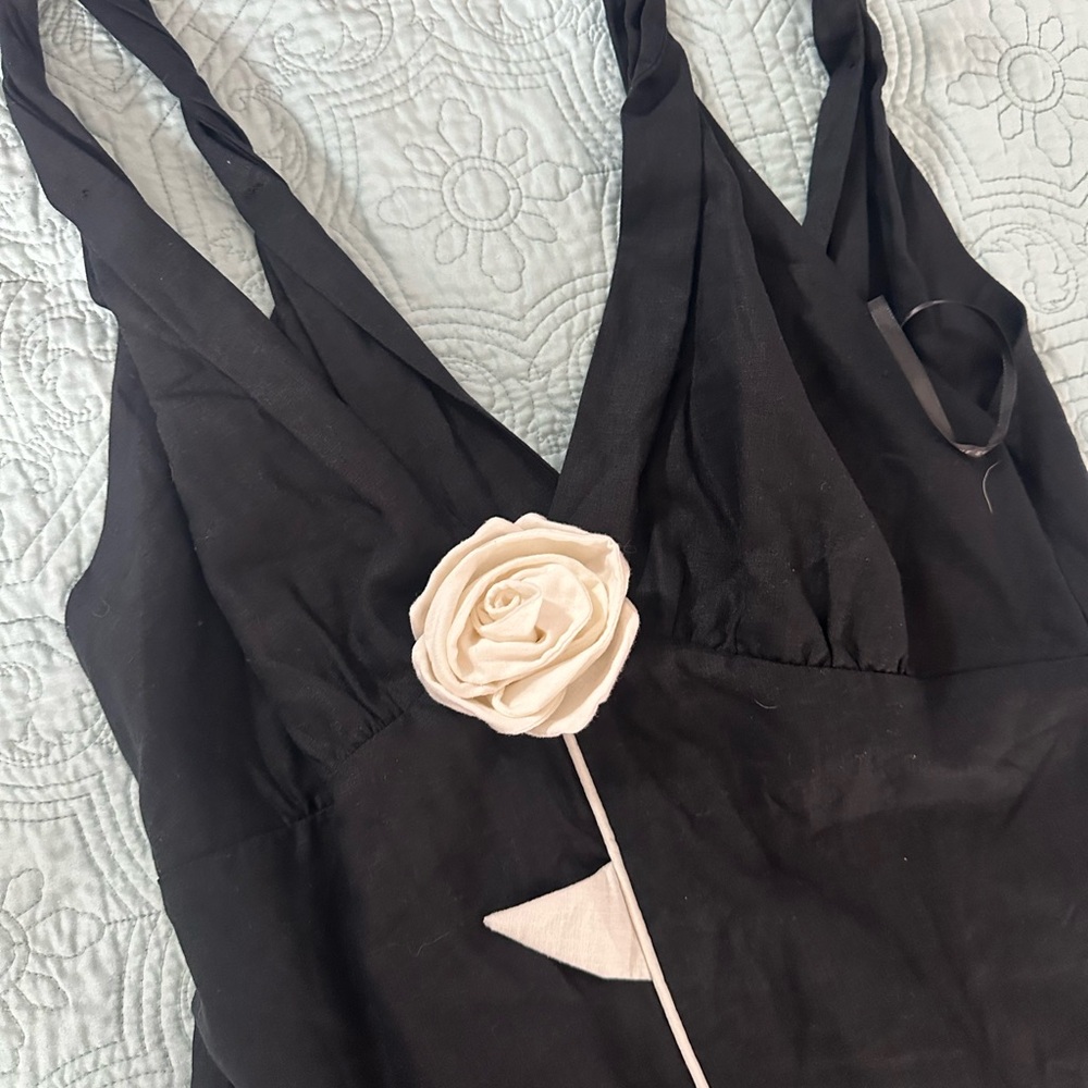 FARM Rio Black Mini Dress with White Floral Detail - Picture 5 of 12